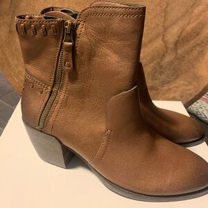 Red Eye Western Moto Bronze
 boots women’s 10